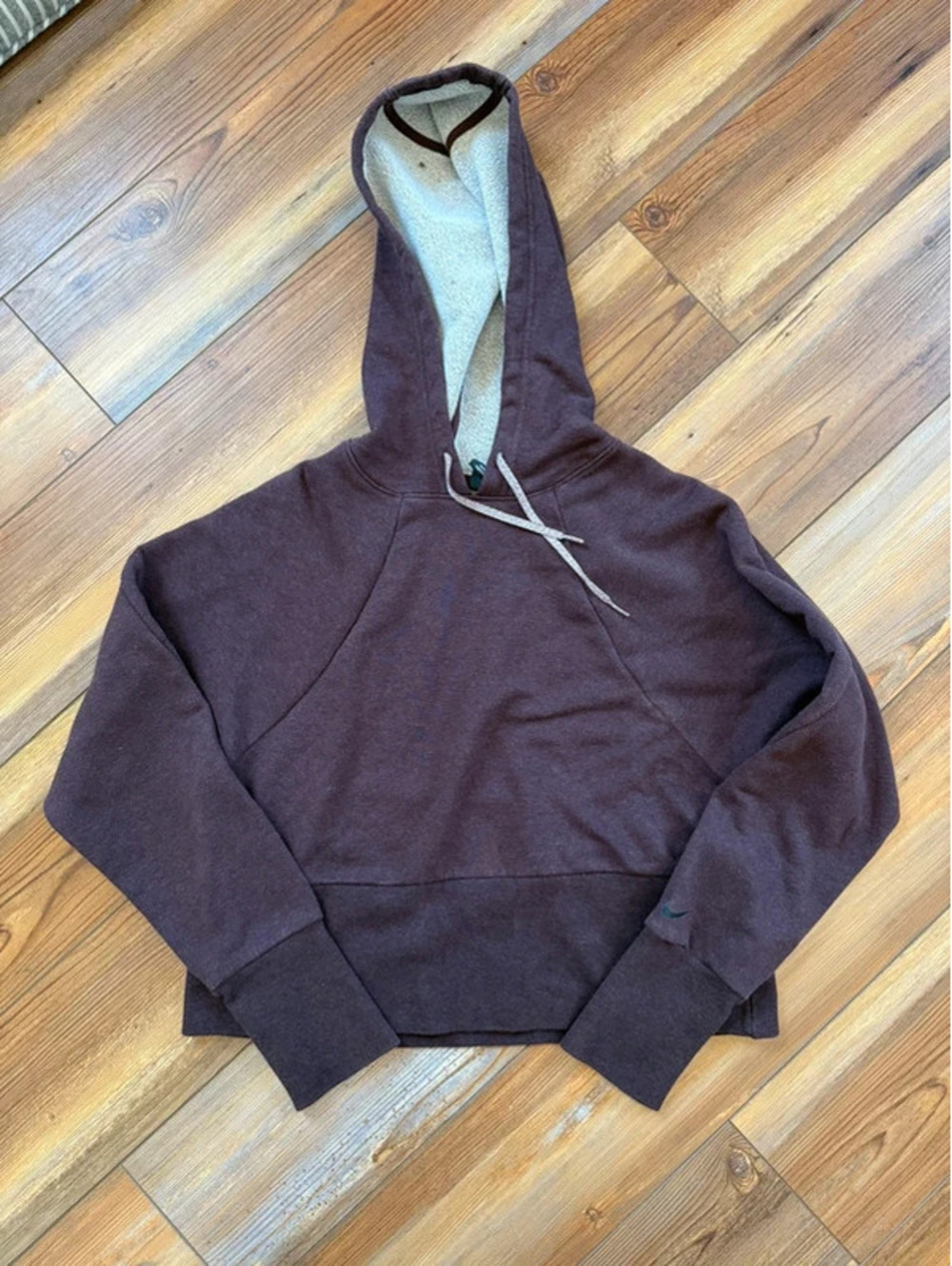 Nike cropped hoodie size XS